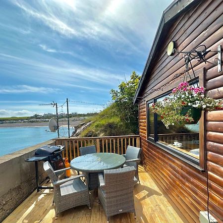 Cosy Portmor Log Cabin- Sea Views, Deck & Relaxation Malin Head 外观 照片