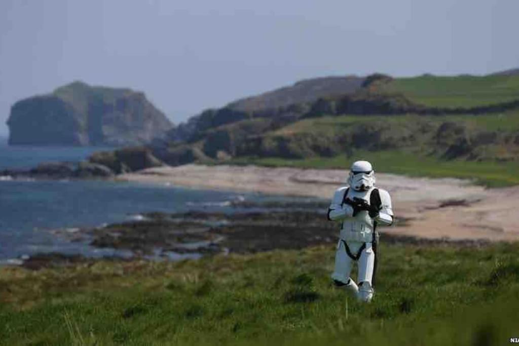 Cosy Portmor Log Cabin- Sea Views, Deck & Relaxation Malin Head 外观 照片